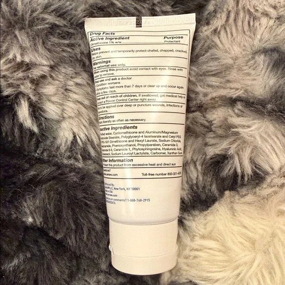 NWT CeraVe Therapeutic Hand Cream with Hyaluronic Acid & Ceremides - Picture 3 of 12